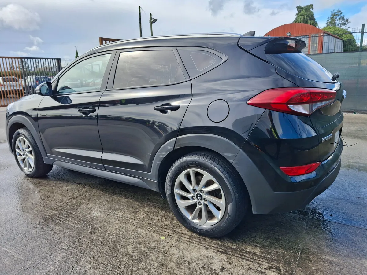 172 Hyundai Tucson 1.7 Diesel - Image 4