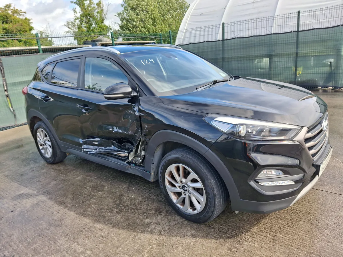 172 Hyundai Tucson 1.7 Diesel - Image 3