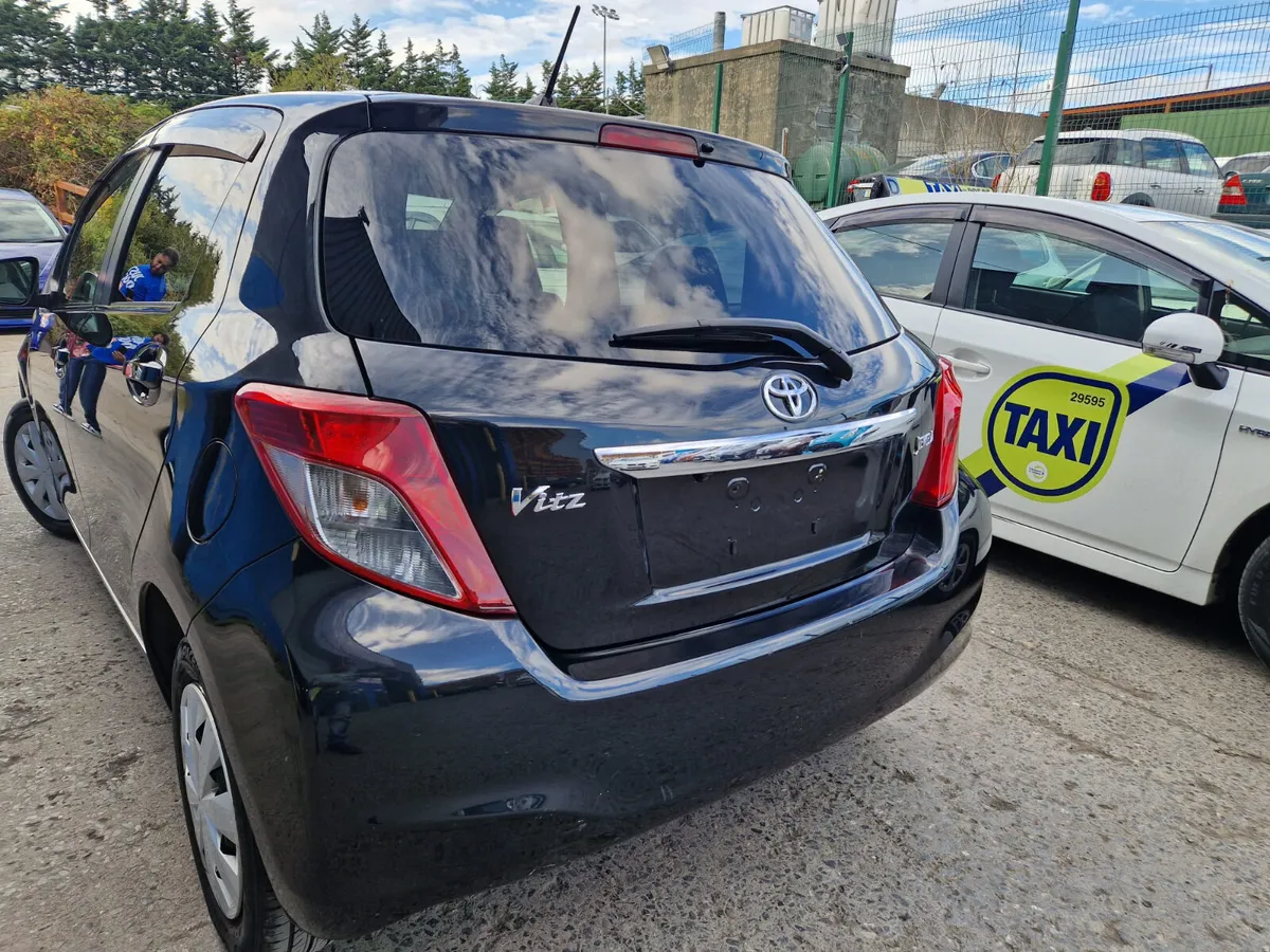2012 Toyota Vitz 1.0 litre Automatic - Image 3