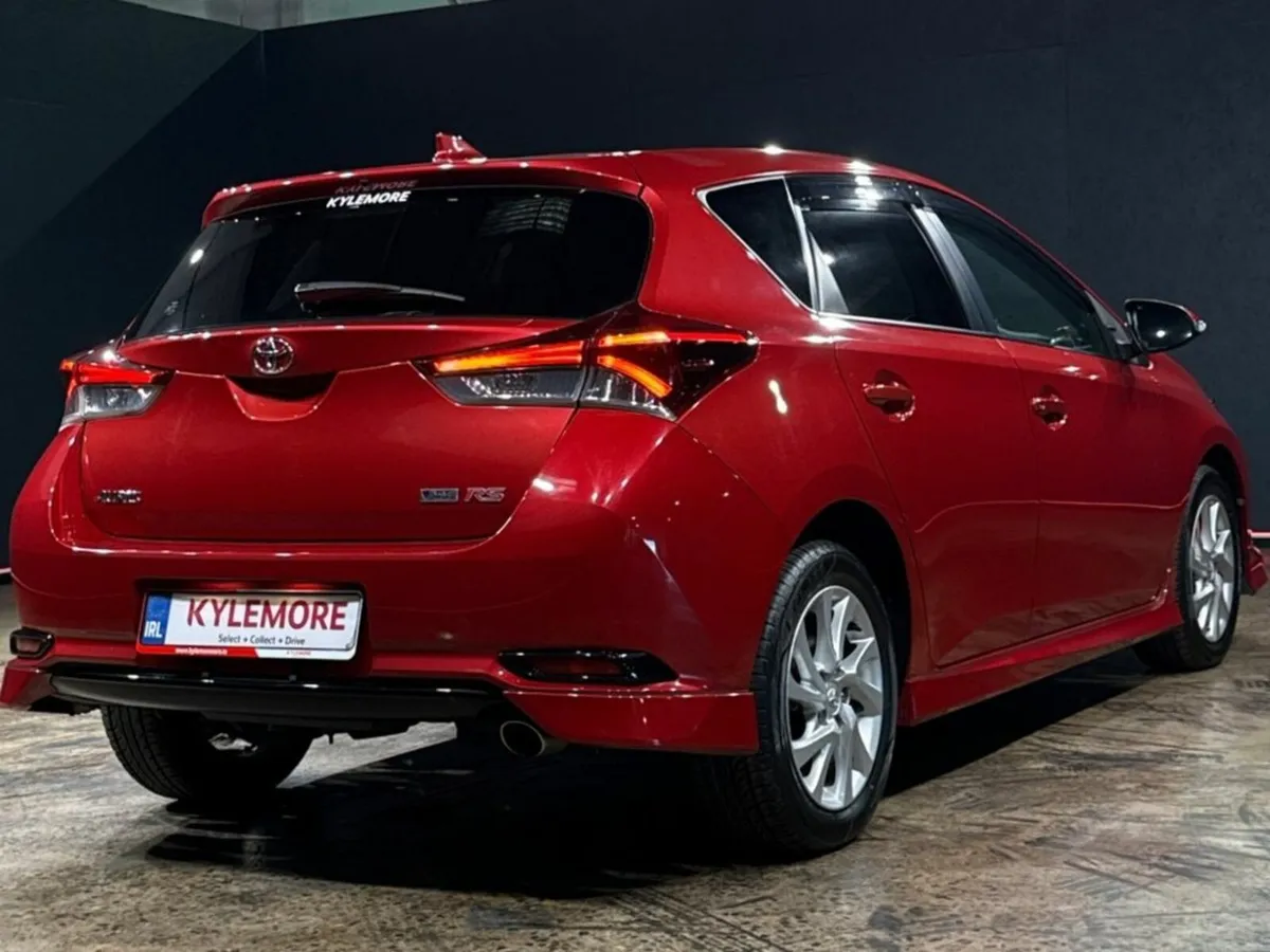 Toyota Auris RS EDITION - 1.8 SPORT MANUAL - HEAT - Image 4