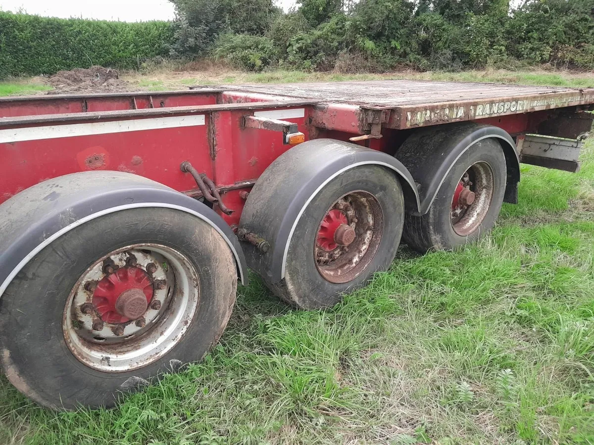 40ft tri axle container trailer bale trailer - Image 4