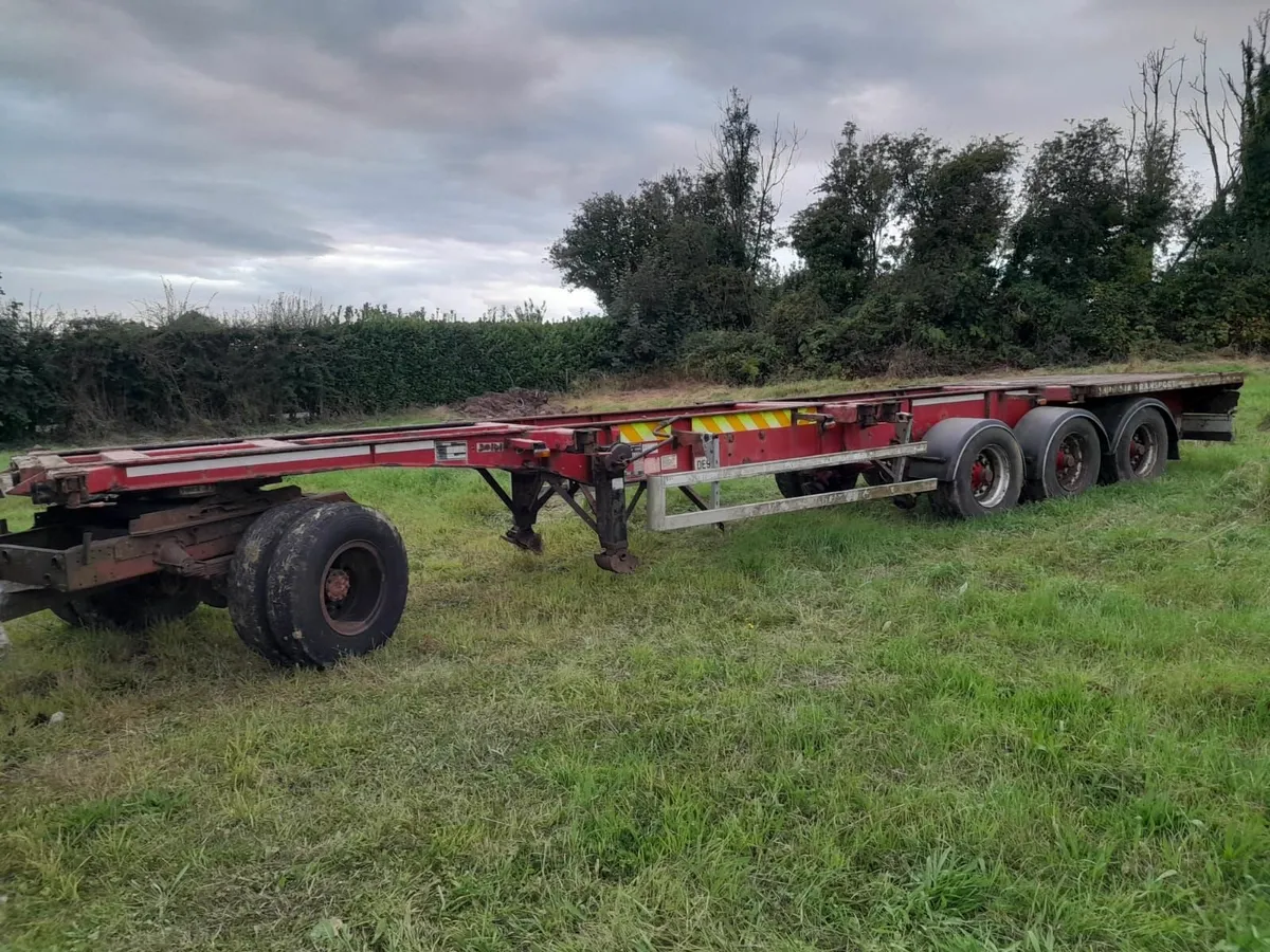 40ft tri axle container trailer bale trailer - Image 1