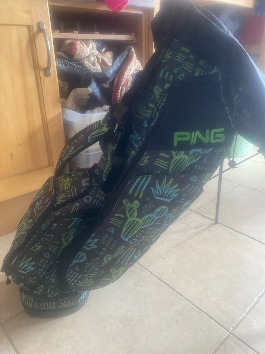 Ping golf bag - Image 1