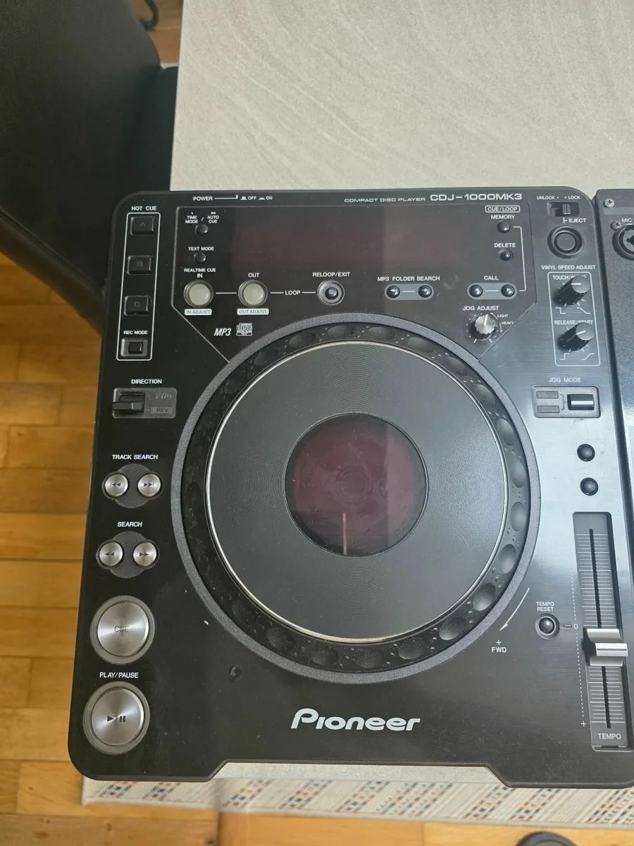 Dj equipment - Image 4