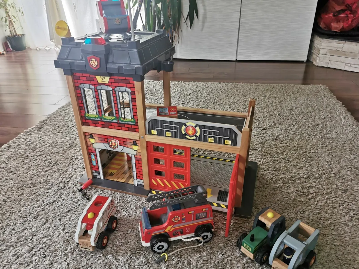 Wooden fire station - Image 4