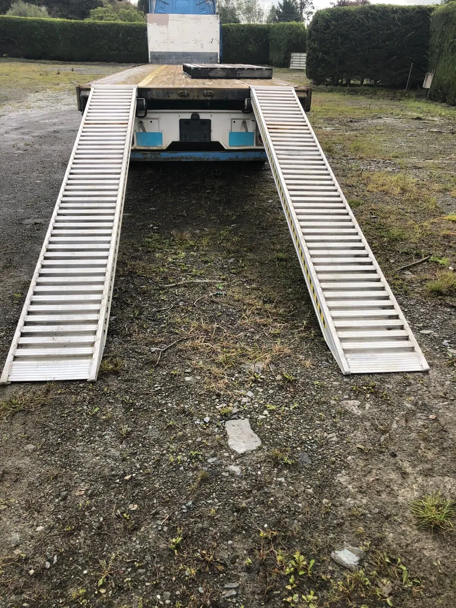 Loading ramps - Image 4