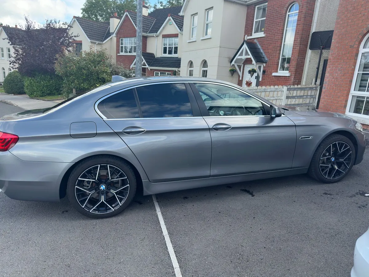 BMW 520D F10 SE - Image 2