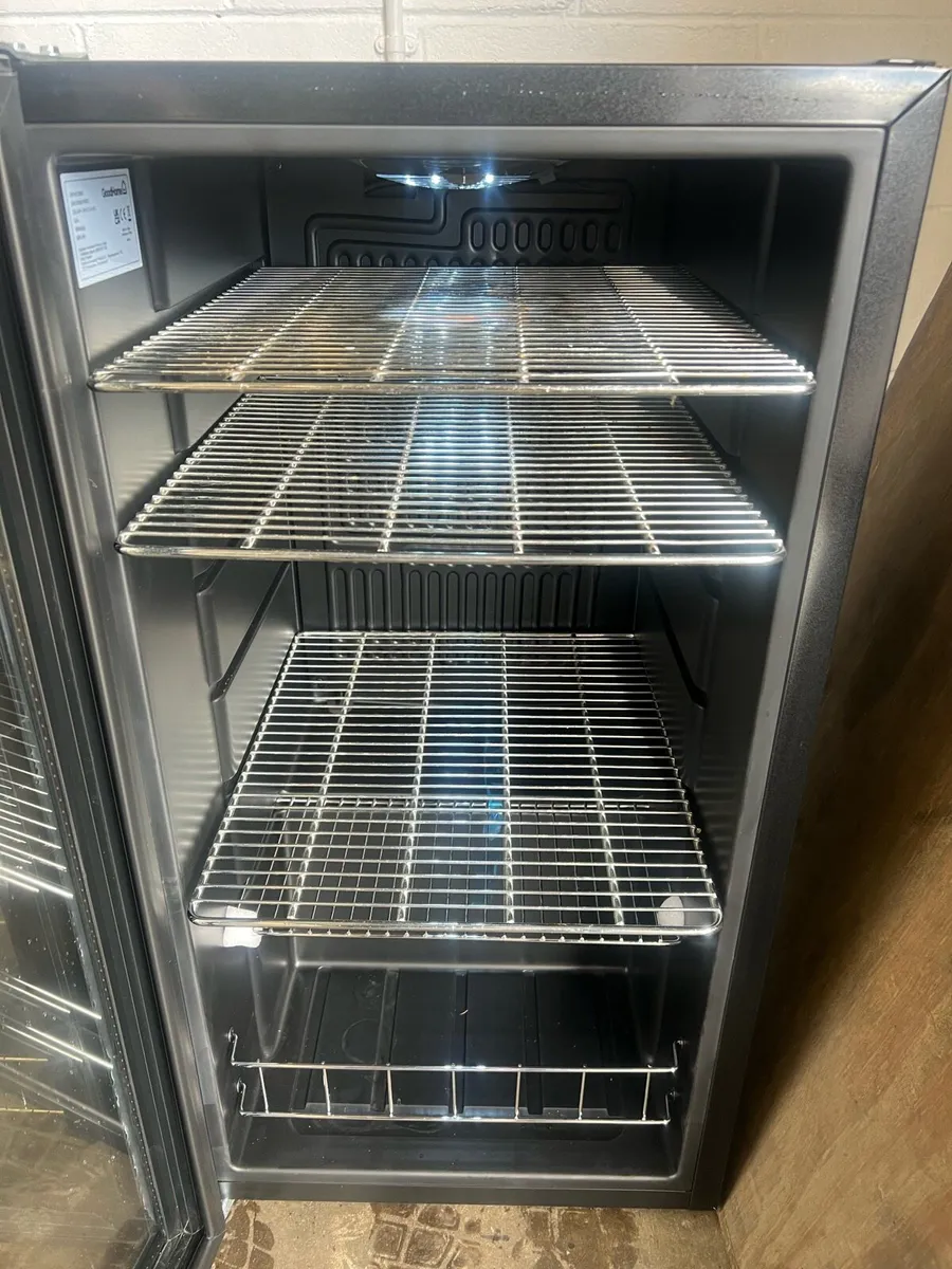 New Single Undercounter drinks fridge - Image 2