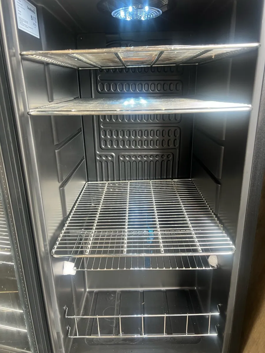 New Single Undercounter drinks fridge - Image 4