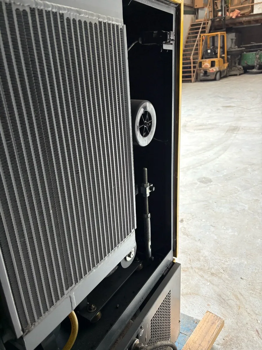 Compressor with Air Dyer - Image 4