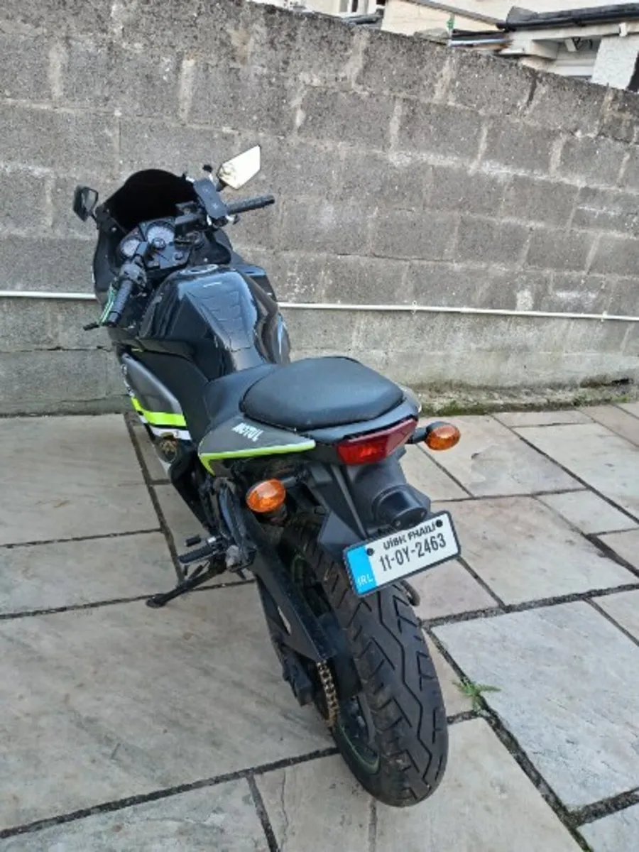 Kawasaki ninja 250r - Image 4