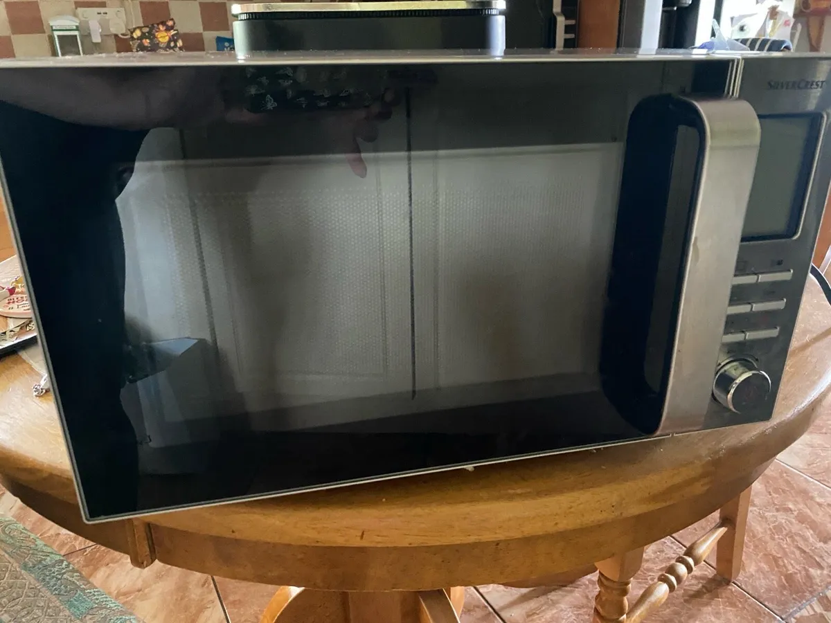 Microwave - Image 1
