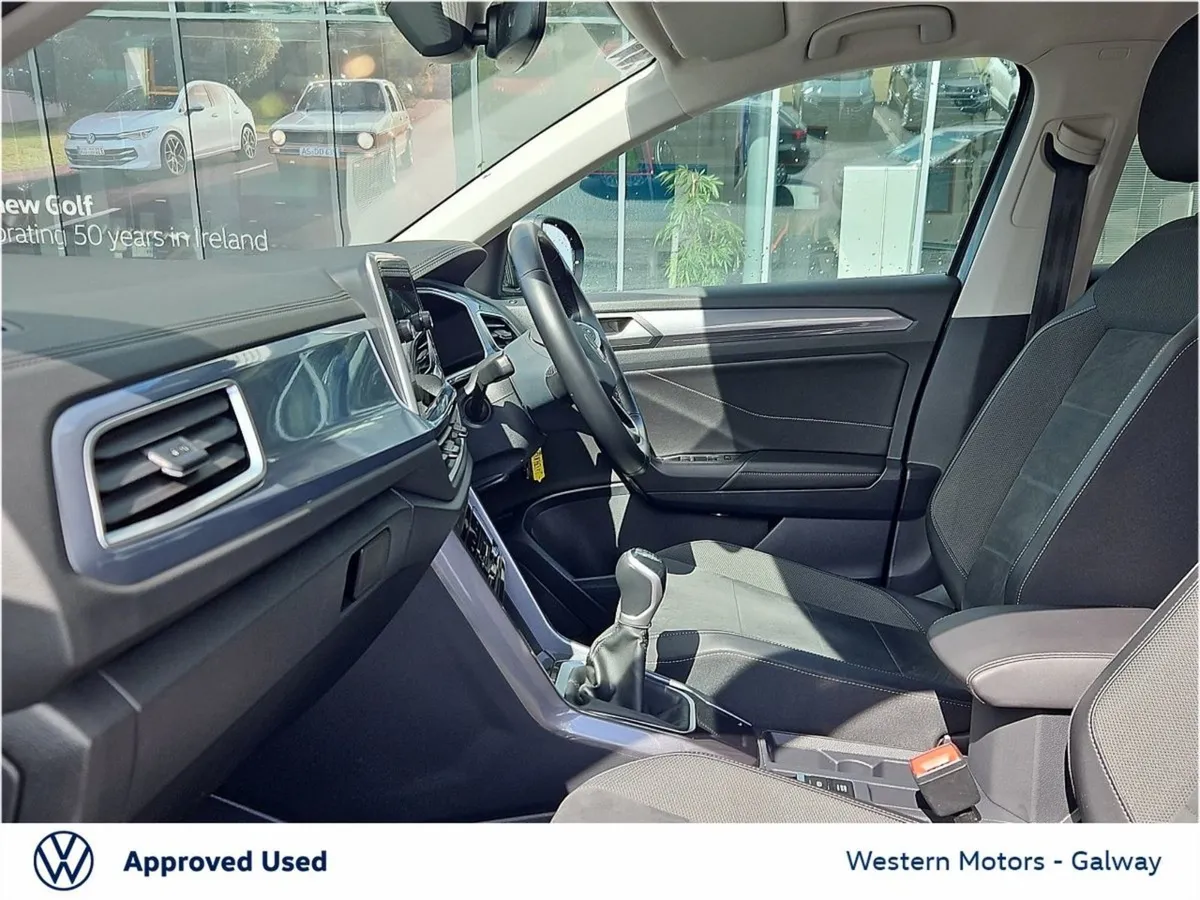 Volkswagen T-Roc 1.0 TSI Style - 1 Owner - Except - Image 4