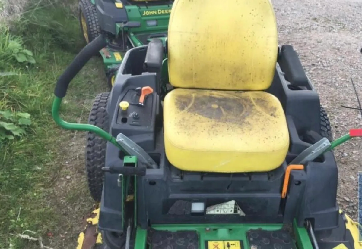 John Deere Z540R Zero Turn Mower - Image 3
