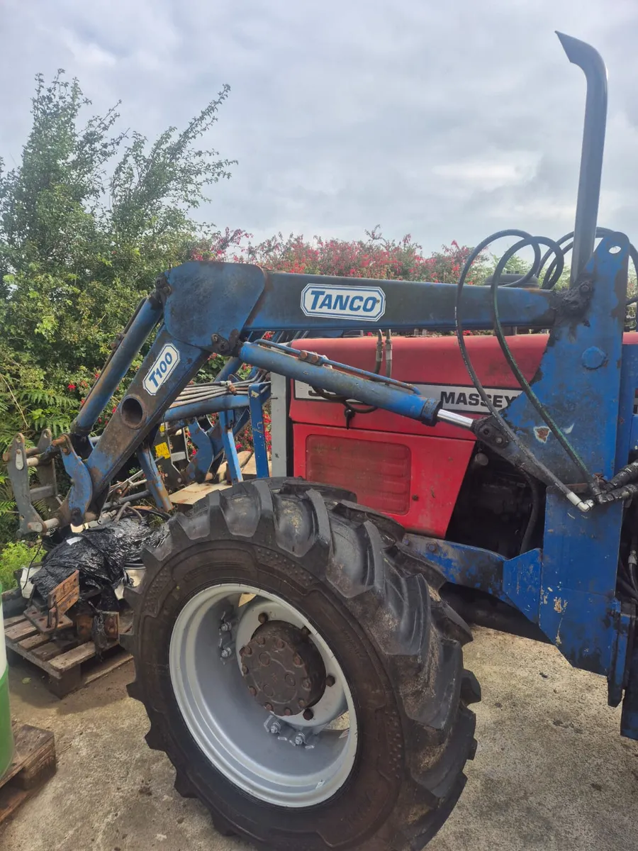 Tanco Loader 390T brackets - Image 2
