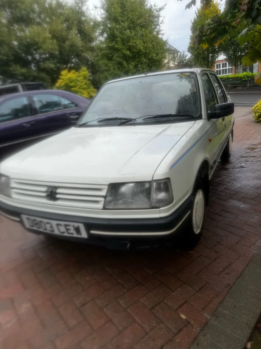 Car - Image 2