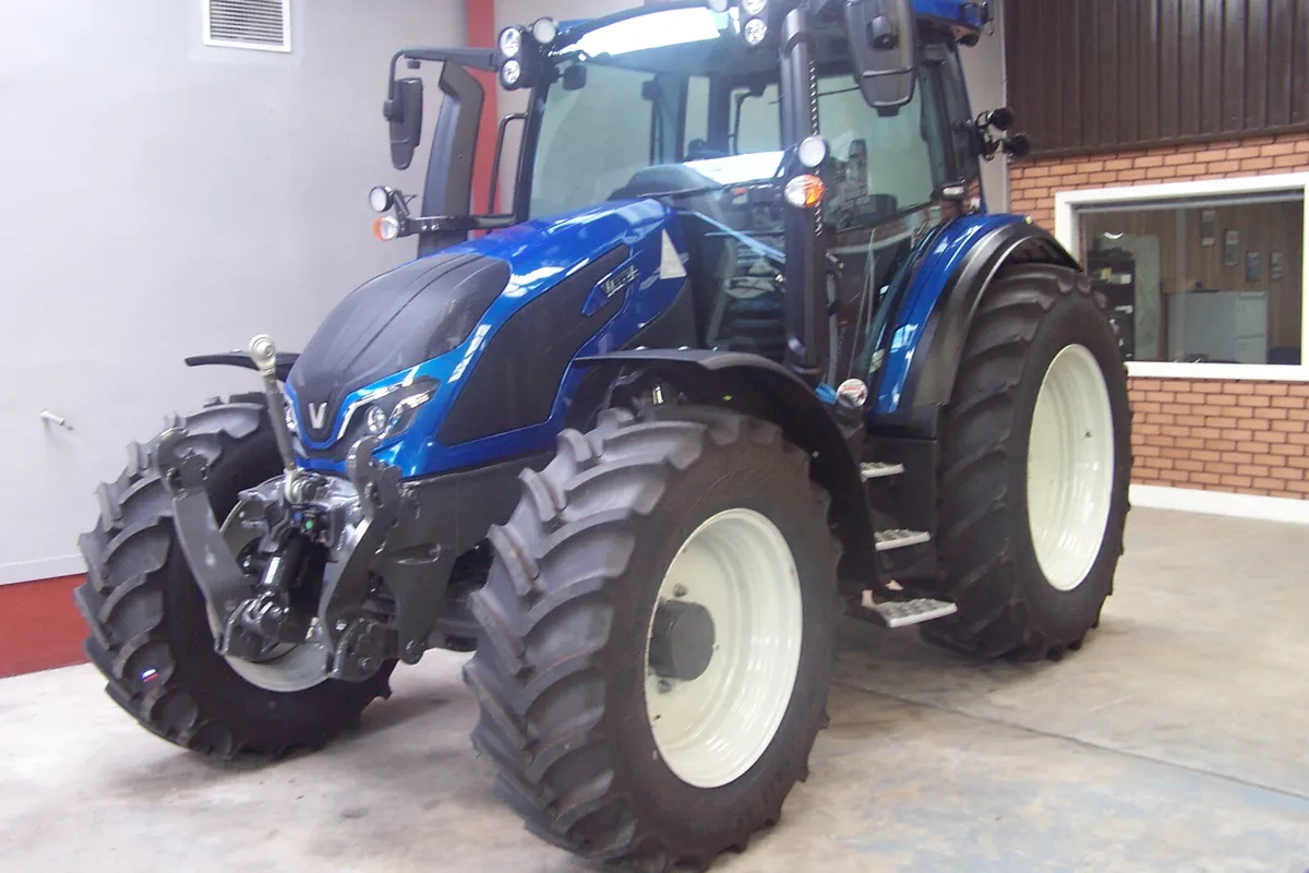 New Valtra G135A - Image 1