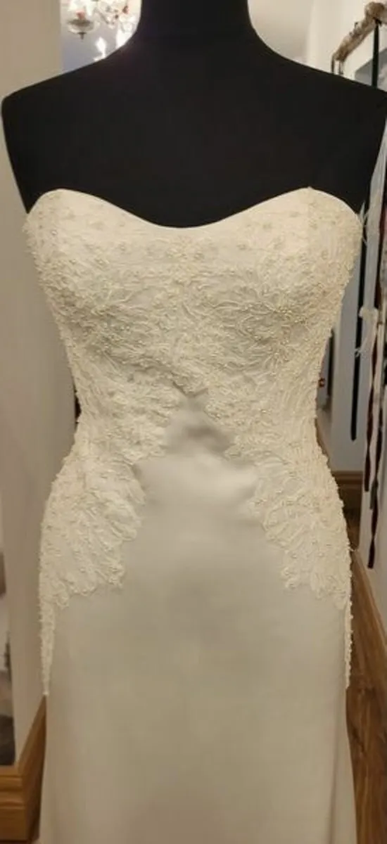 Wedding dress paloma blanca Ivory size 10 - Image 3