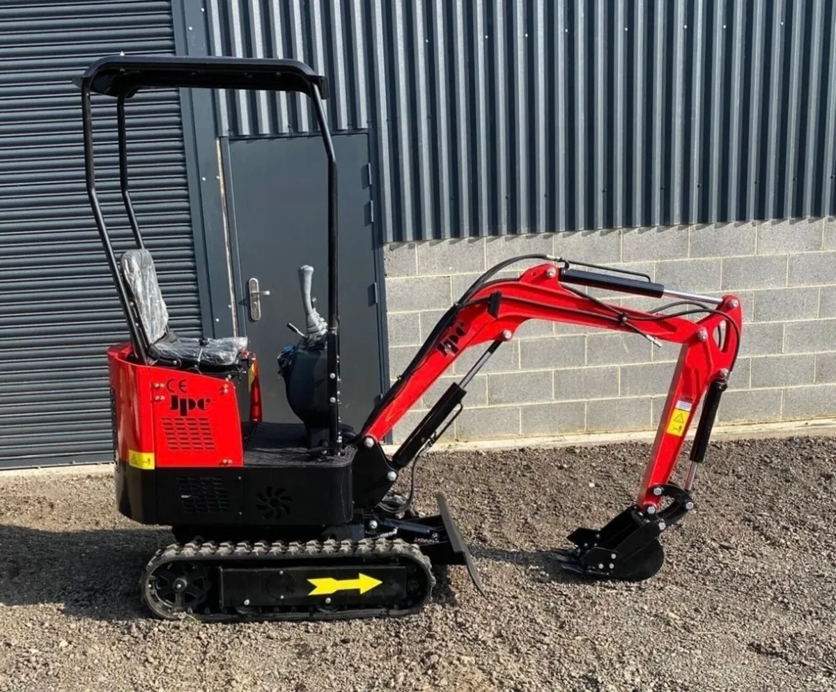 JPC mini Digger . Diesel . Unused 2025 - Image 4