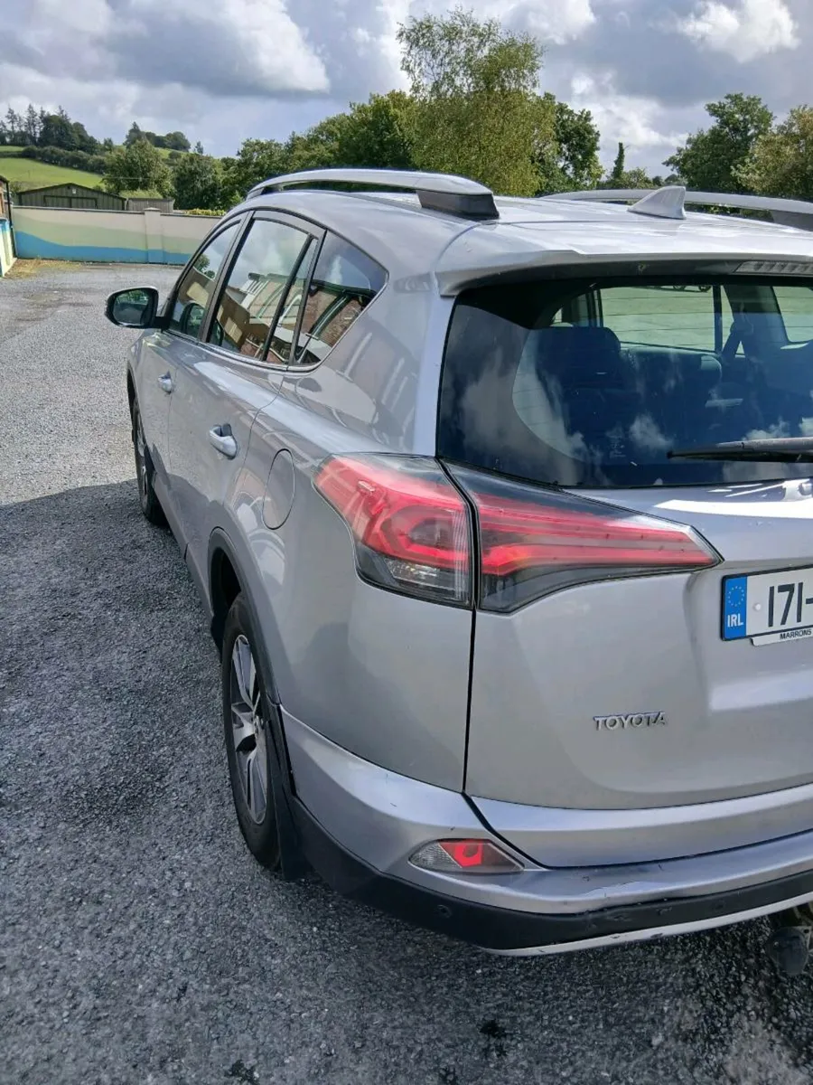 Toyota Rav 4 SUV - Image 2