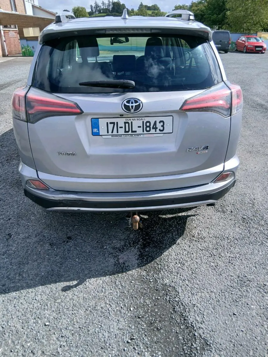 Toyota Rav 4 SUV - Image 3