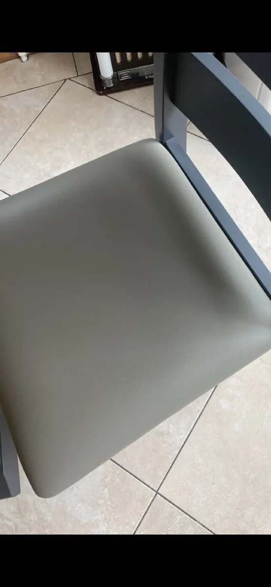 Dining Table Set - Image 2