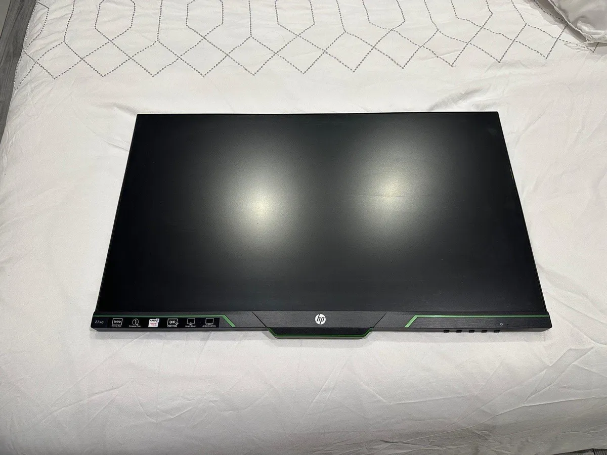 HP 27xq Quad HD Gaming Monitor - Image 3