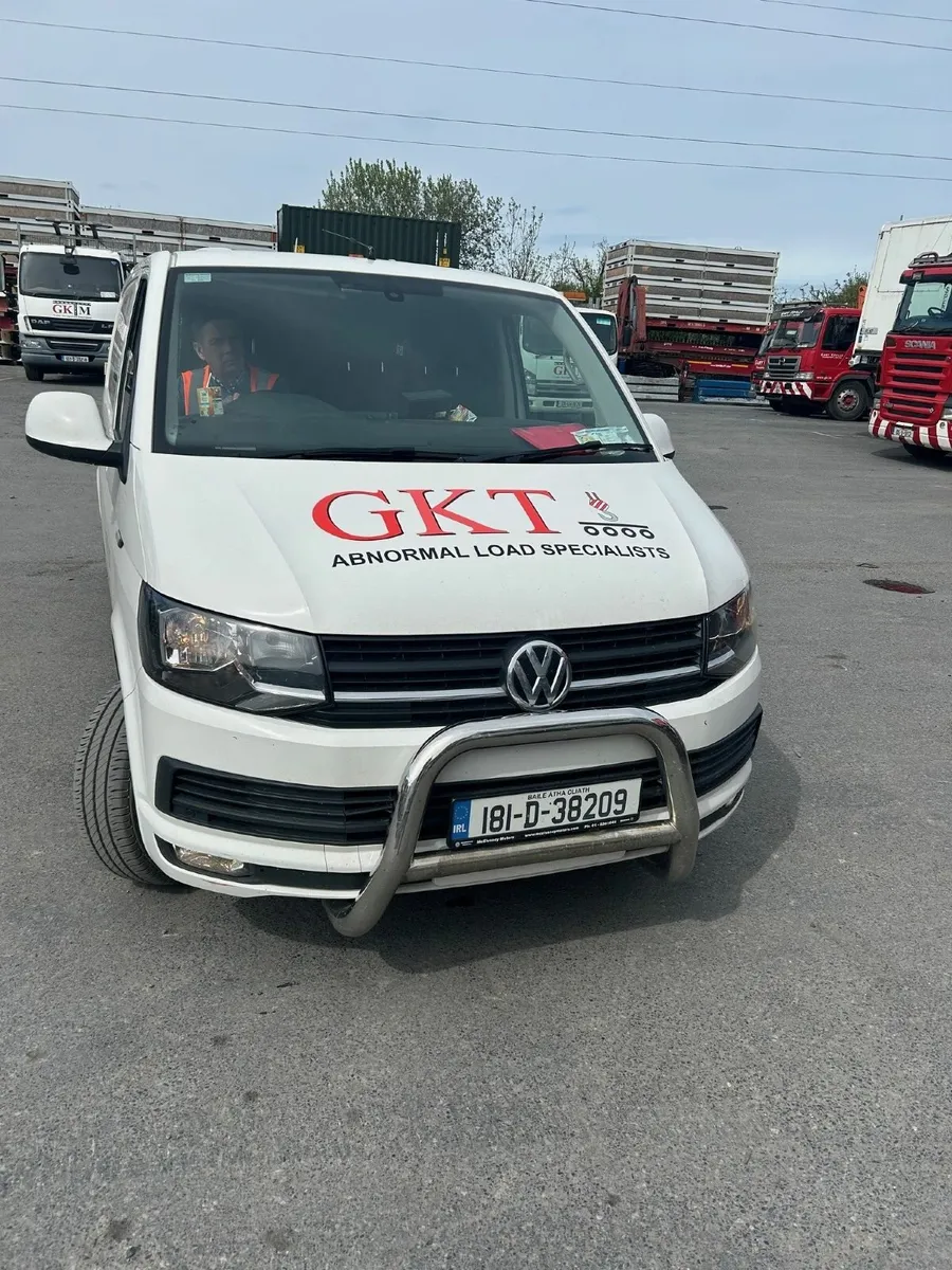 Volkswagen Transporter 2018 - Image 2