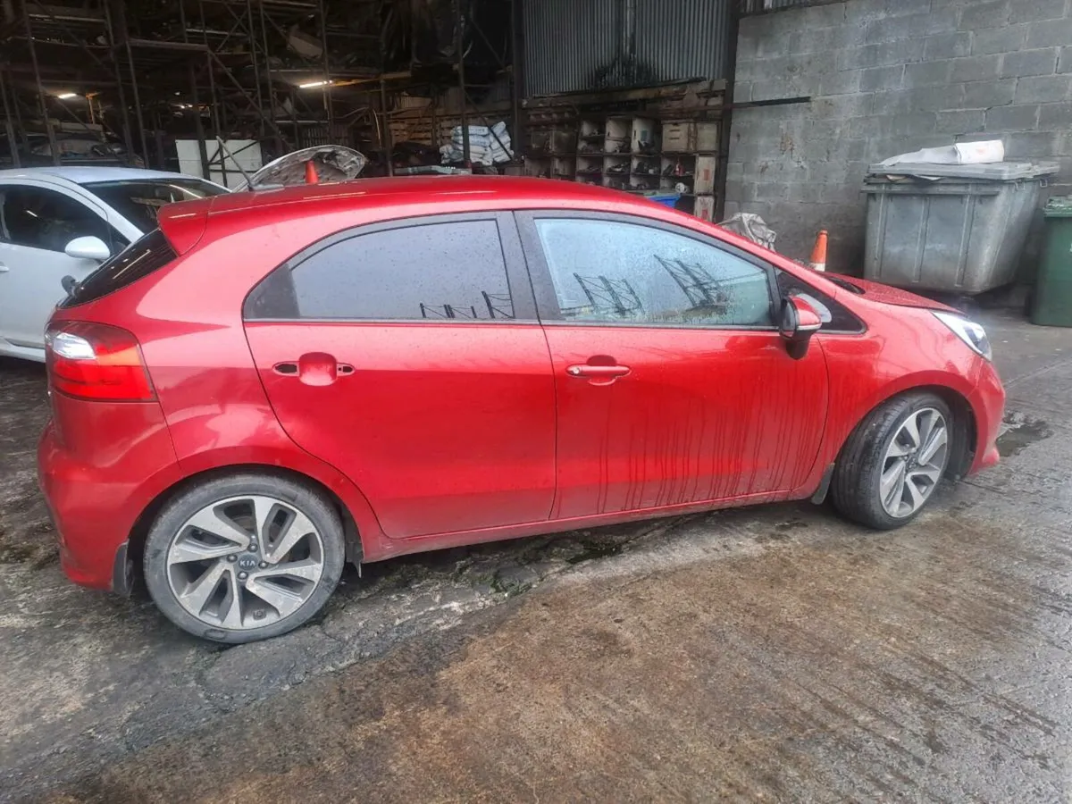 151 Kia Reo breaking for parts - Image 4