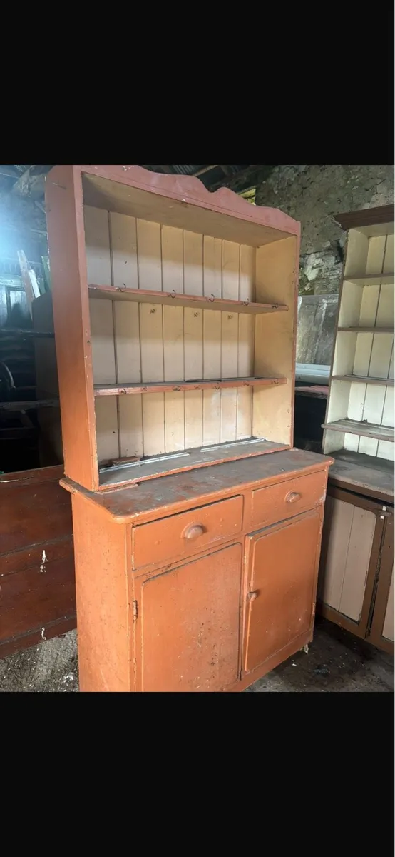 Dressers coffee shops - Image 1