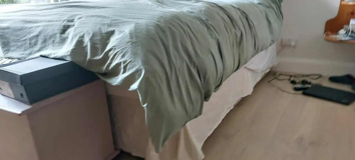 Bed base - Image 1