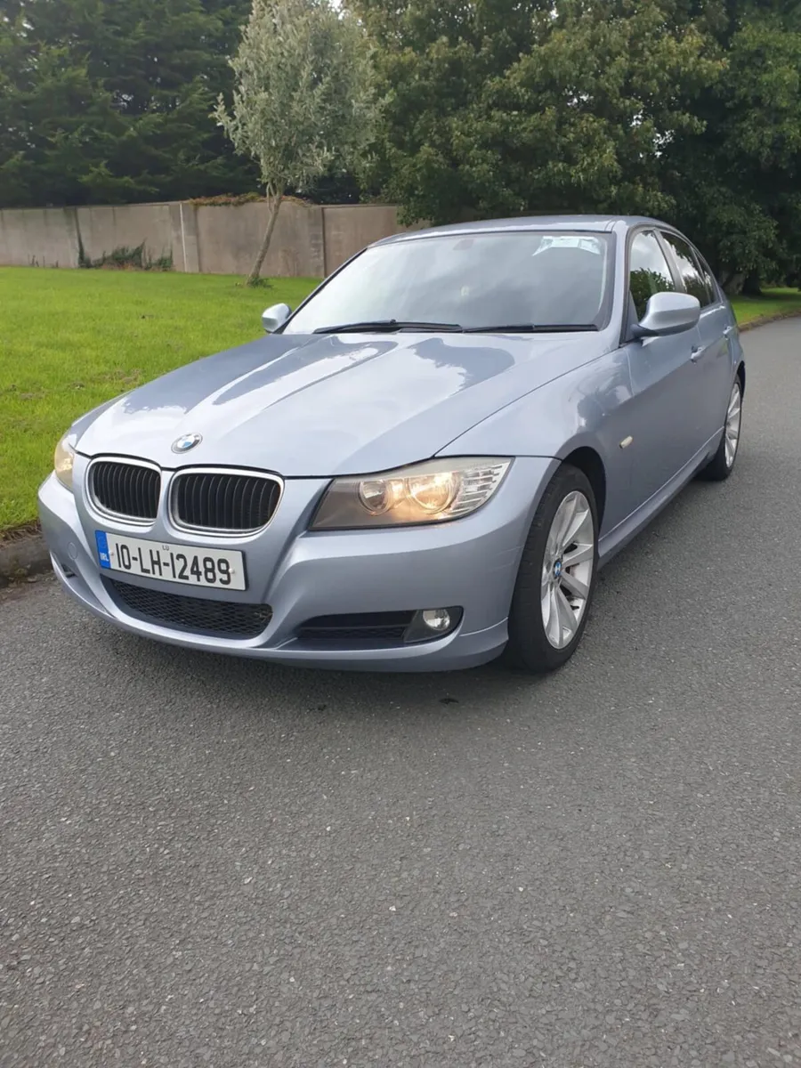 BMW 3-series Saloon Diesel Blue Business edition - Image 1