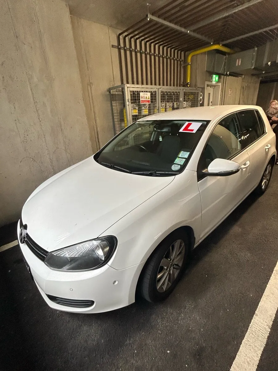 2011 Volkswagen Golf TDI - Comfort Line - Image 1