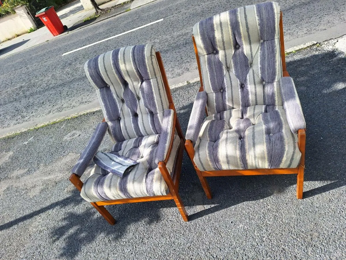 Vintage retro armchairs (DELIVERY) - Image 1