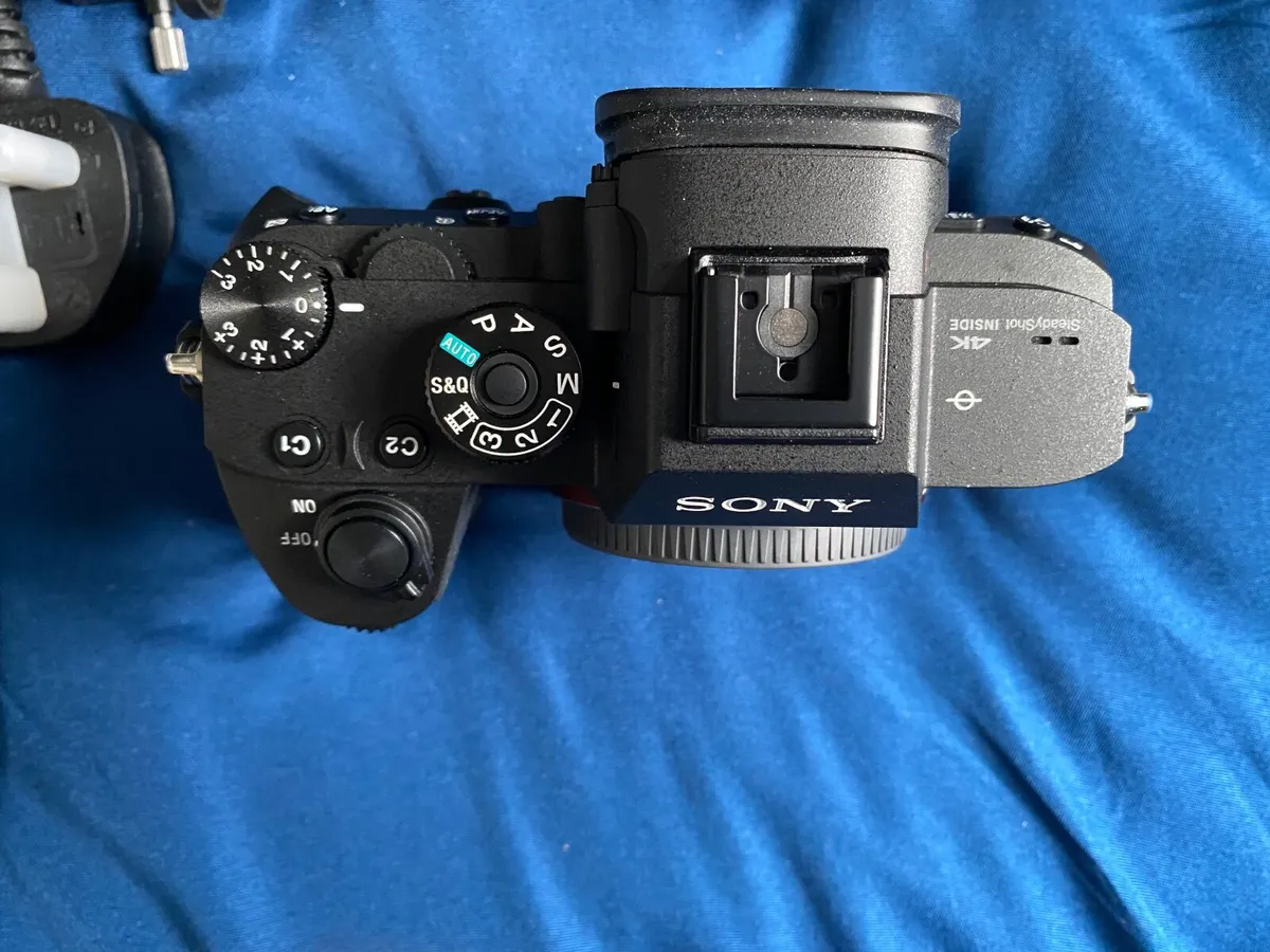 Sony A7RIII 42.4MP Low Shutter Count 3969 - Image 4