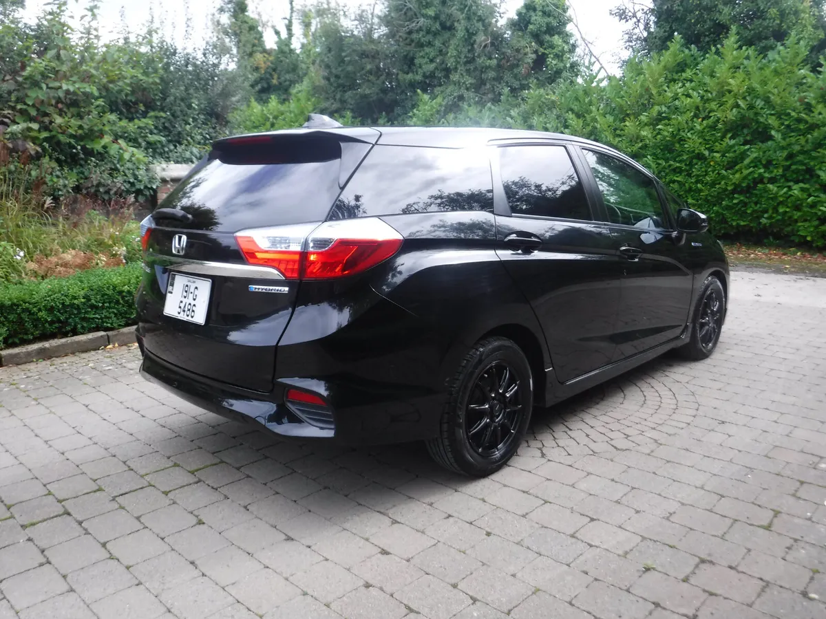 Honda Shuttle 2019 1.5 AUTO HYBRID NCT 5/27 - Image 3