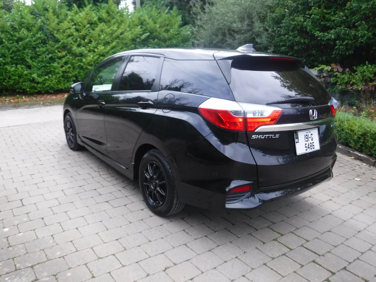 Honda Shuttle 2019 1.5 AUTO HYBRID NCT 5/27 - Image 4