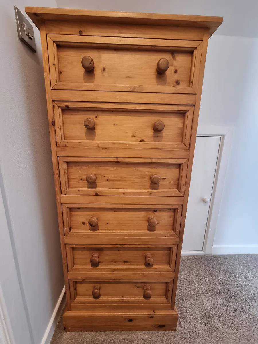 6 Drawer Pinewood Tallboy - Image 1