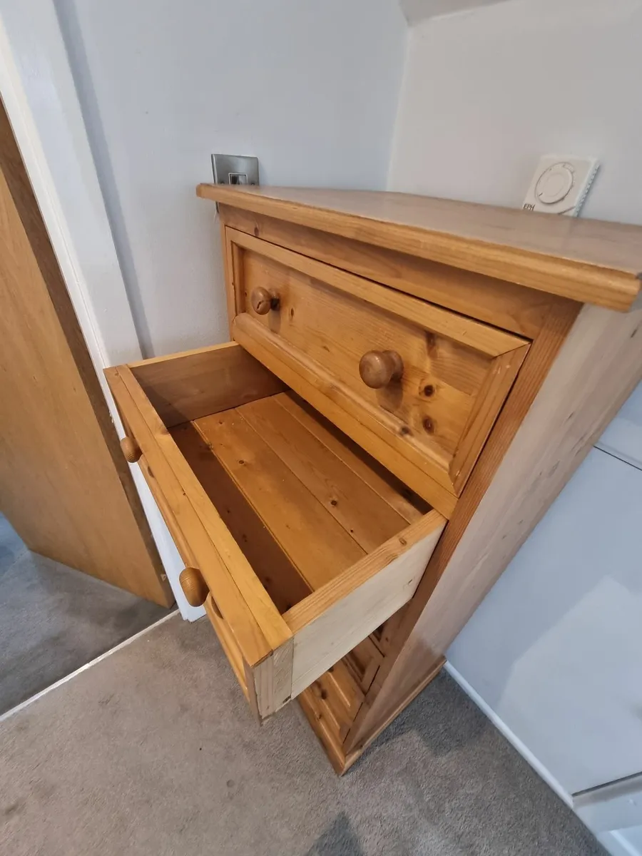 6 Drawer Pinewood Tallboy - Image 2
