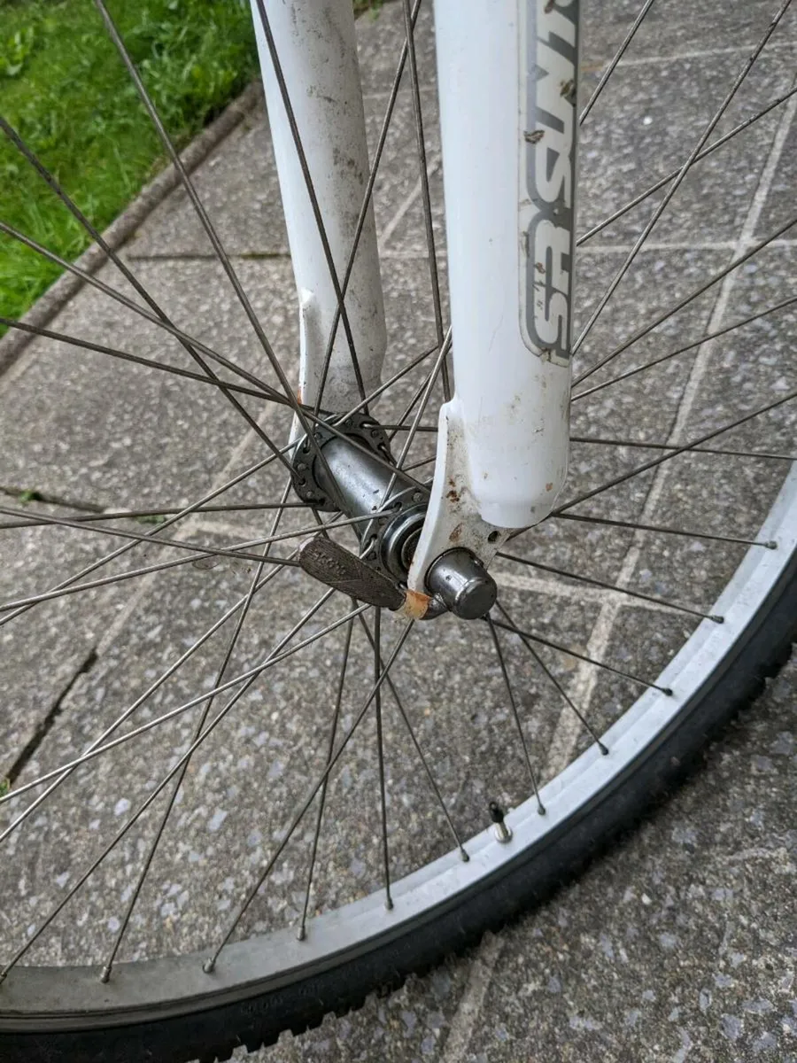 Ladies bike - Image 3