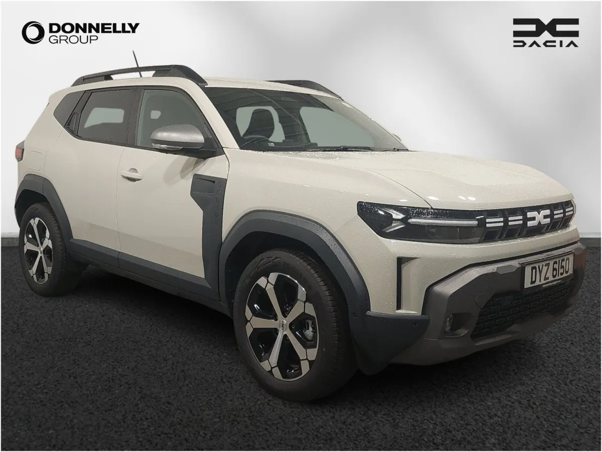 Dacia Duster Estate Journey - Image 1