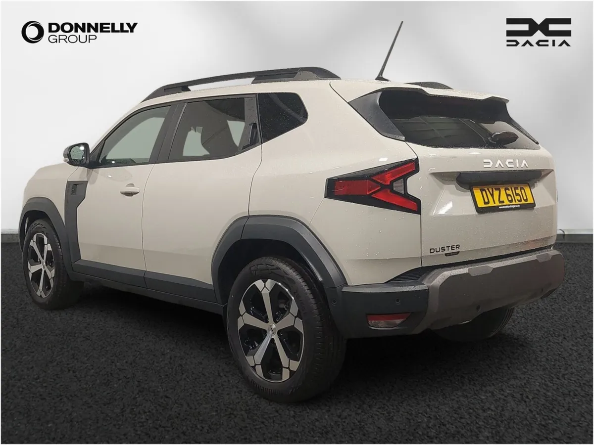 Dacia Duster Estate Journey - Image 2