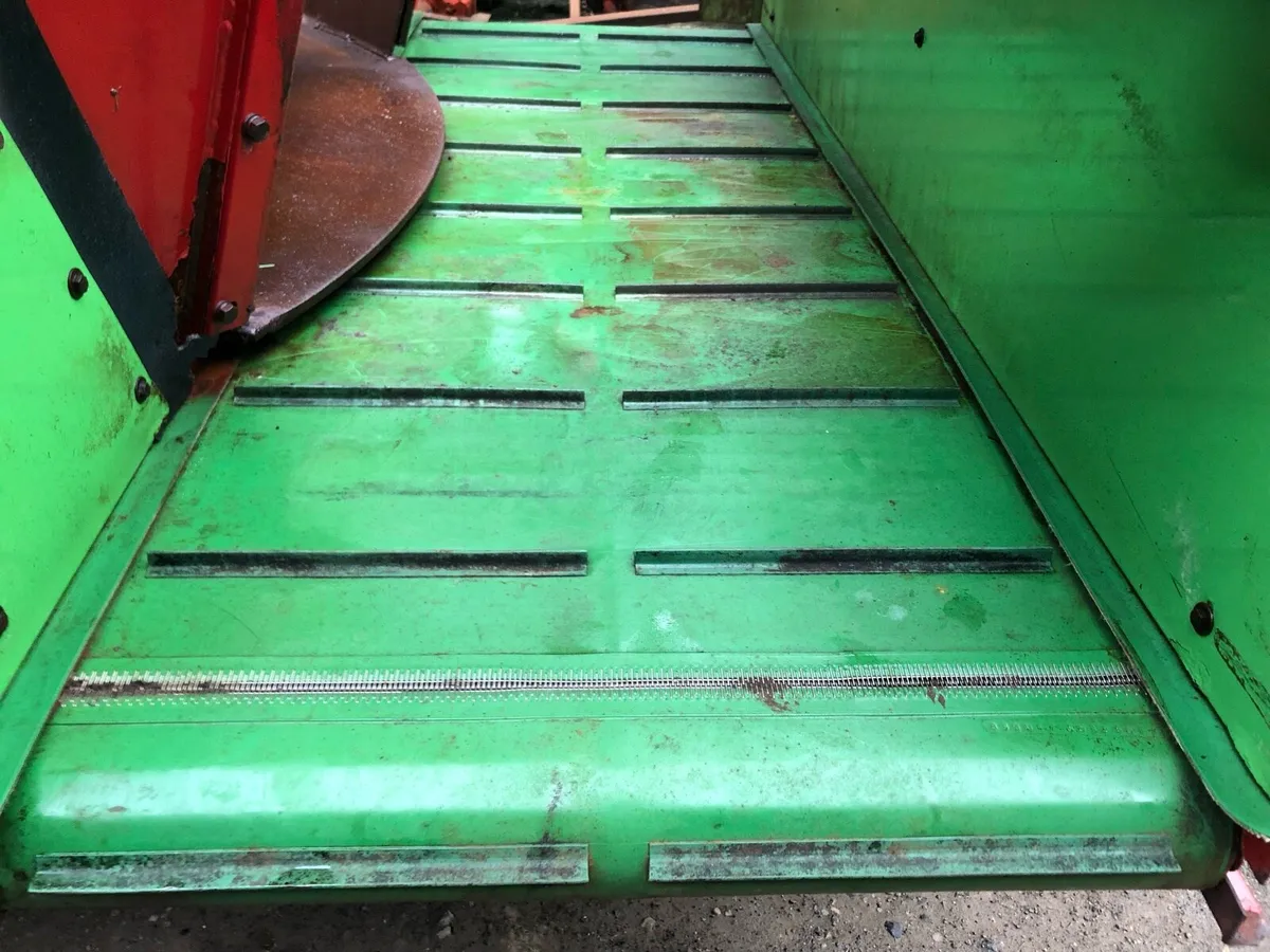 Strautman 2000 diet feeder - Image 4