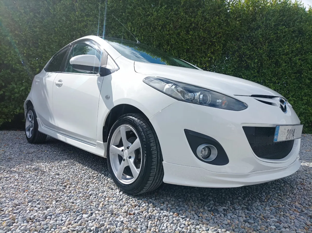 Spotless Sporty Mazda 2 1.3 petrol Automatic, 2014 - Image 1