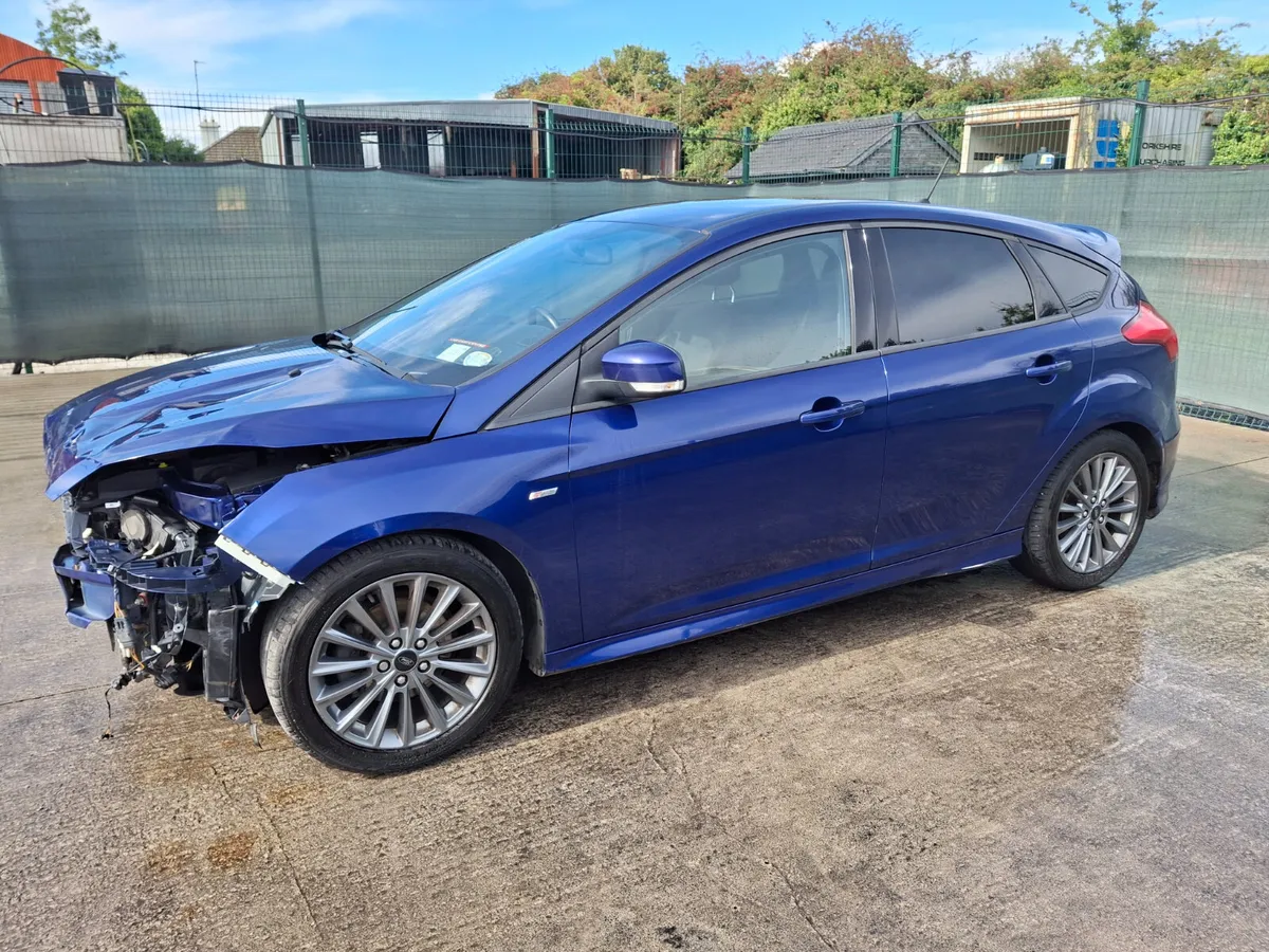 182 Ford Focus St-Line 1.5 - Image 3
