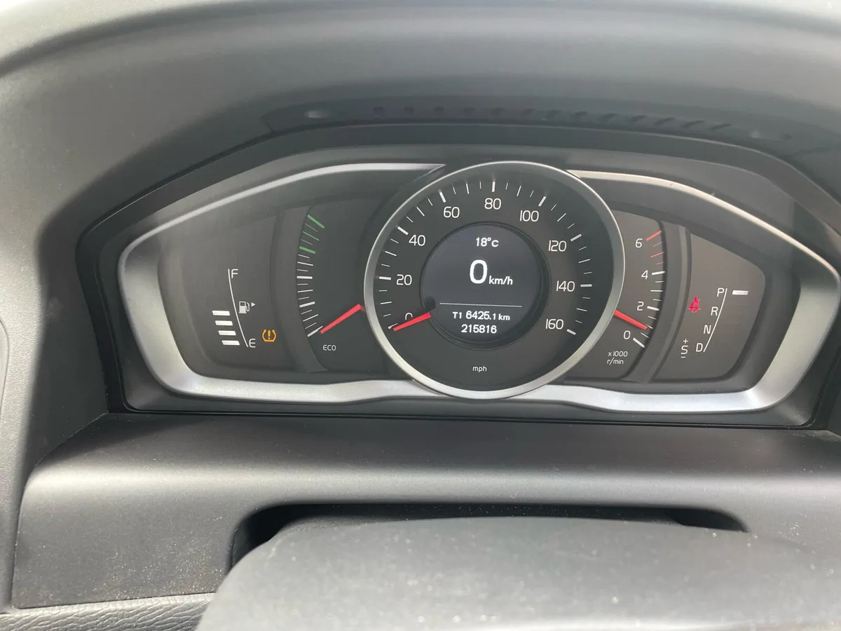 Volvo xc60 - Image 1