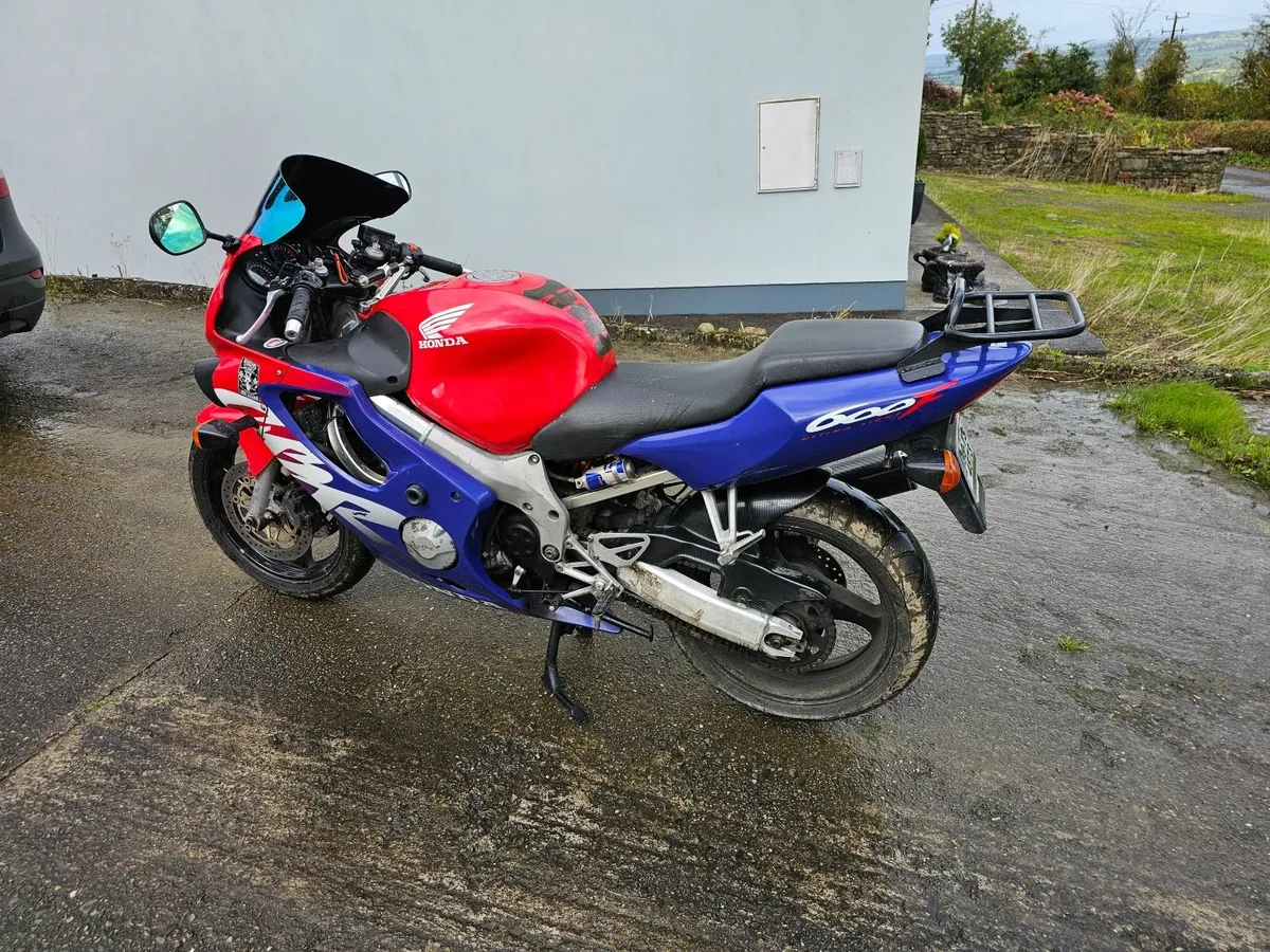 Honda CBR600 FX 1999 - Image 2