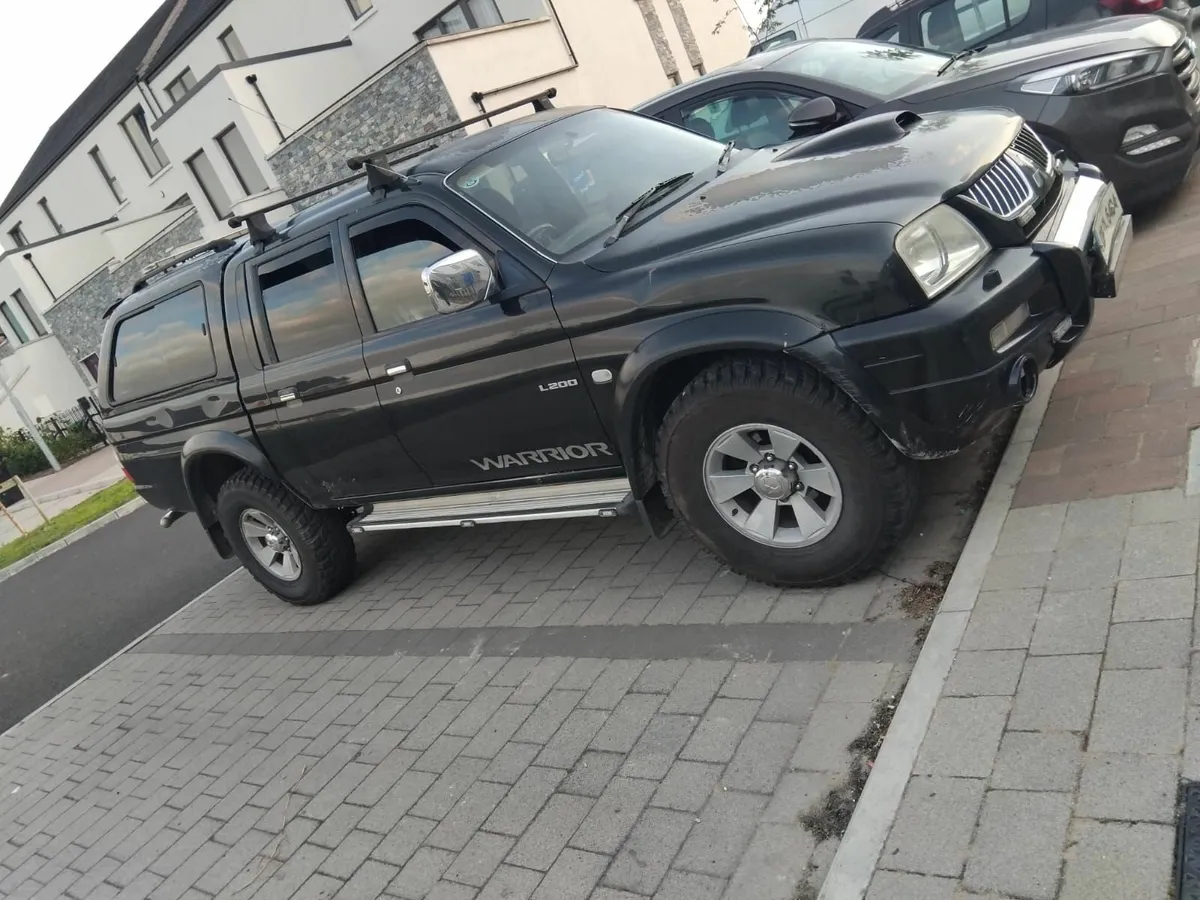 Mitsubishi L200 2005 - Image 2