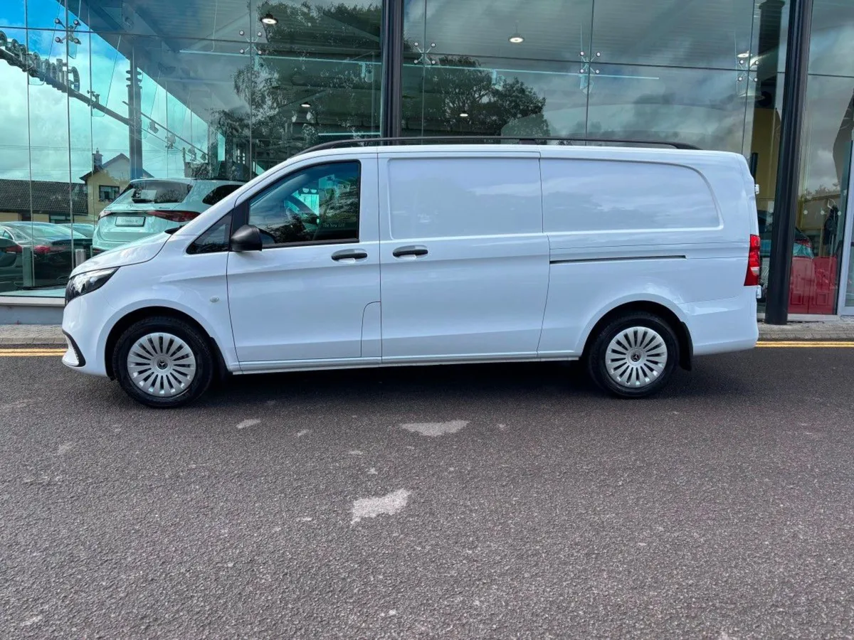 Mercedes-Benz Vito 119 Extra Long - Image 2