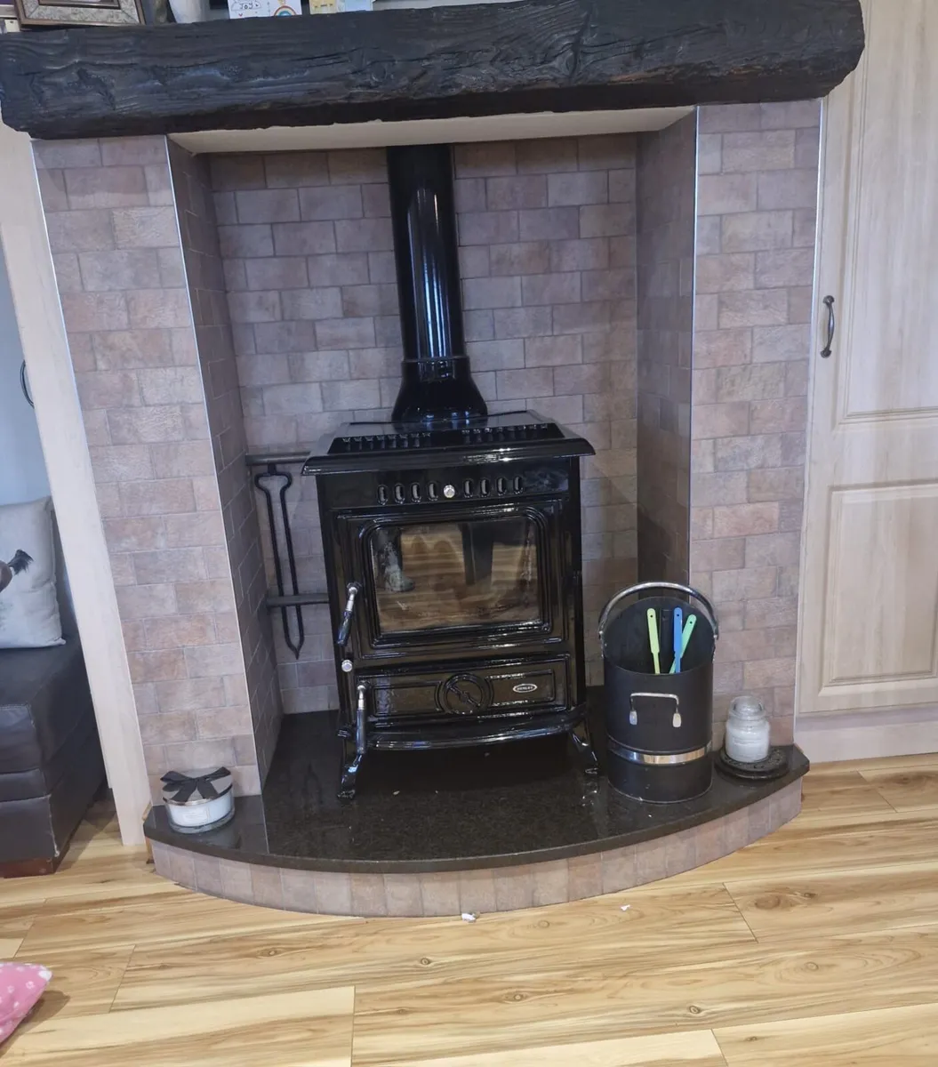 Henley stove - Image 1